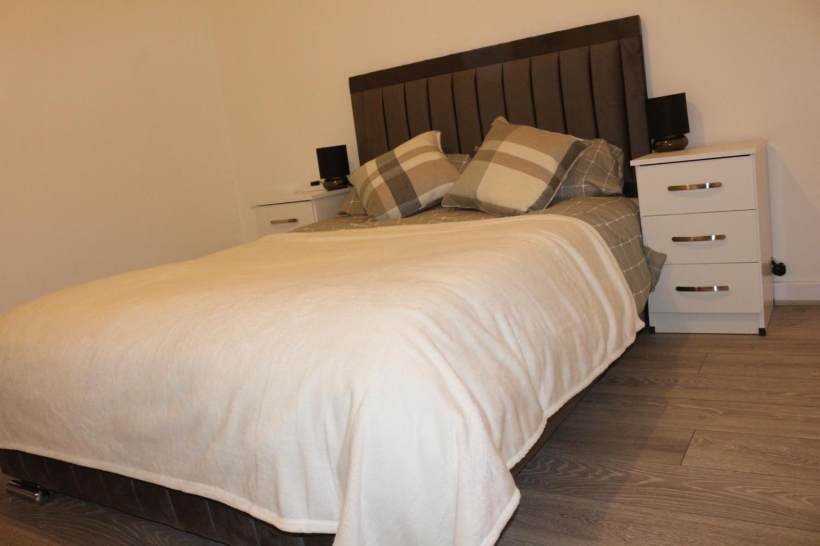Holiday home Charming 2bed House In Cv2 Area Coventry