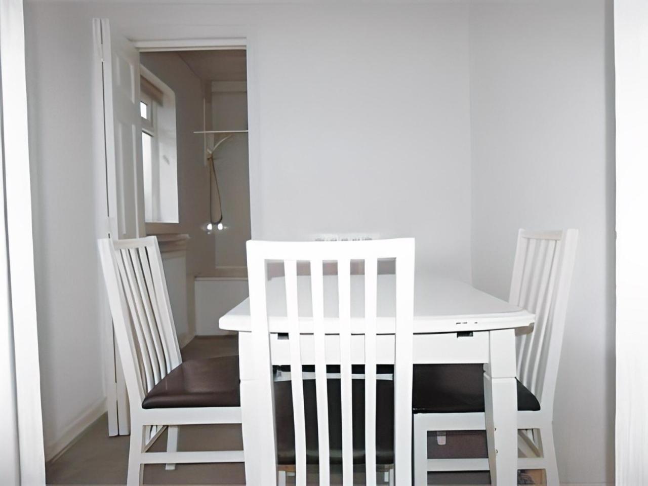 Holiday home Charming 2bed House In Cv2 Area Coventry